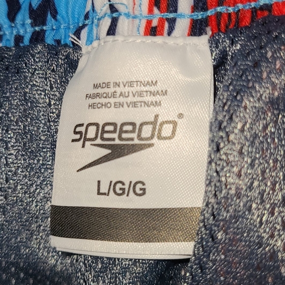 Speedo red white blue board volley shorts - Picture 14 of 16